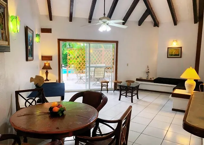 Hermosa Casa Frente A La Playa